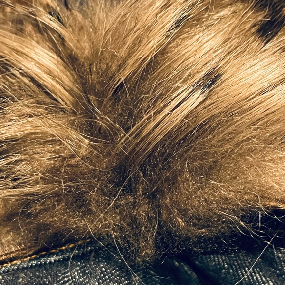 MOSCHINO**Fur Collar Denim Jean Jacket**US 6 $1450 - Picture 9 of 10